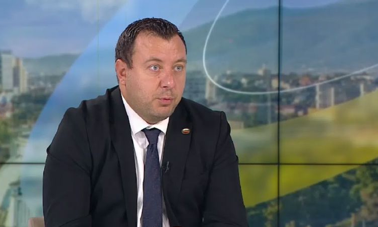 Петър Петров, &quot;Възраждане&quot;: Институциите проспаха незаконното строителство