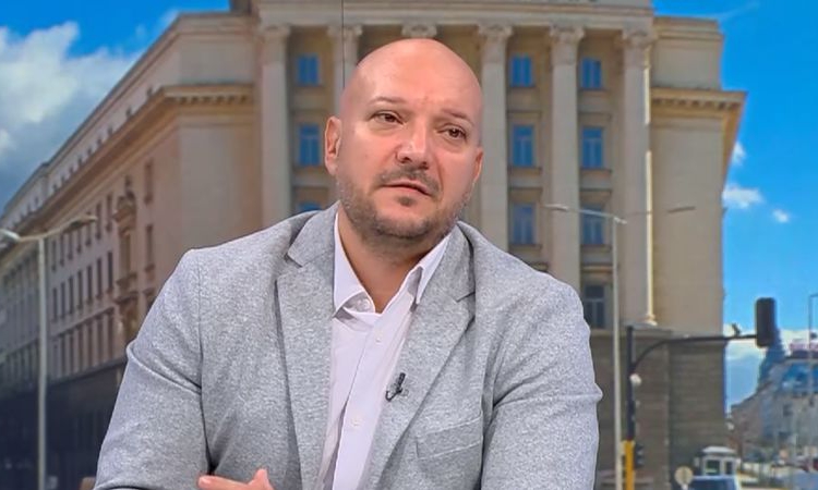 Петко Петков: Президентът сам си е виновен, че НС му отне правото да назначава шефовете на ДАНС, ДАР и ДАТО
