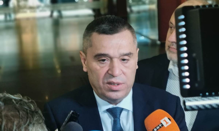 Зърнопроизводители: Ако Тахов не е съгласен с нашите предложения, да подаде оставка