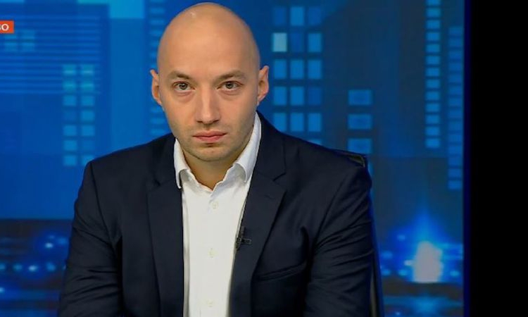 Димитър Ганев: Управляващите нямат вътрешни полета за маневри