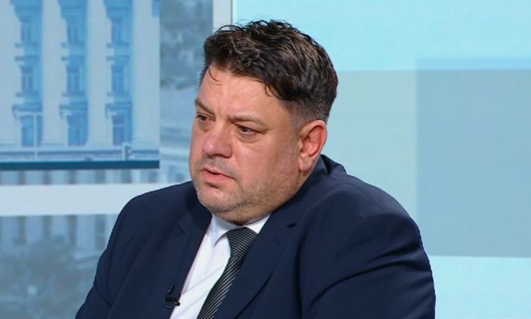 Ротацията в НС – компромисен вариант за стабилност, според Зафиров. Други промени в кабинета - няма да има