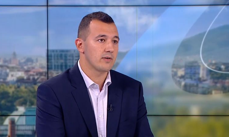 Габриел Вълков: Ротацията на Киселова не е унижение за БСП