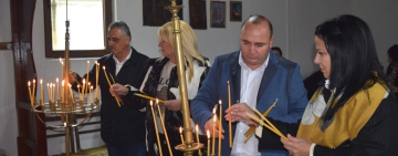 Ремонтираната 130-годишна църква събра жителите на Ясно поле за храмовия празник 