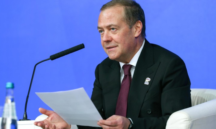 ISW: За Дмитрий Медведев прозорецът на възможността за диалог със САЩ сега е отворен