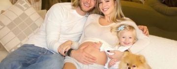 Прелестната Дилета Леота отново бременна