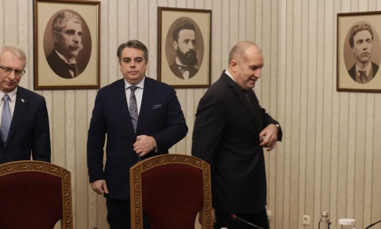 ПП-ДБ към Румен Радев: Ние сега разговаряме с президента или с конкурента?