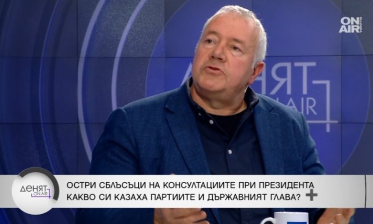 "Президентската униформа му е тясна": Харалан Александров за следващия ход на Радев