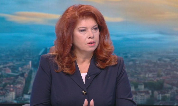 Йотова: Виждам у хората голямо желание със своя глас да променят управлението в България