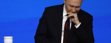 Руснаци питат Путин защо са по-зле от хората в Папуа Нова Гвинея и може ли да вадят алкохола