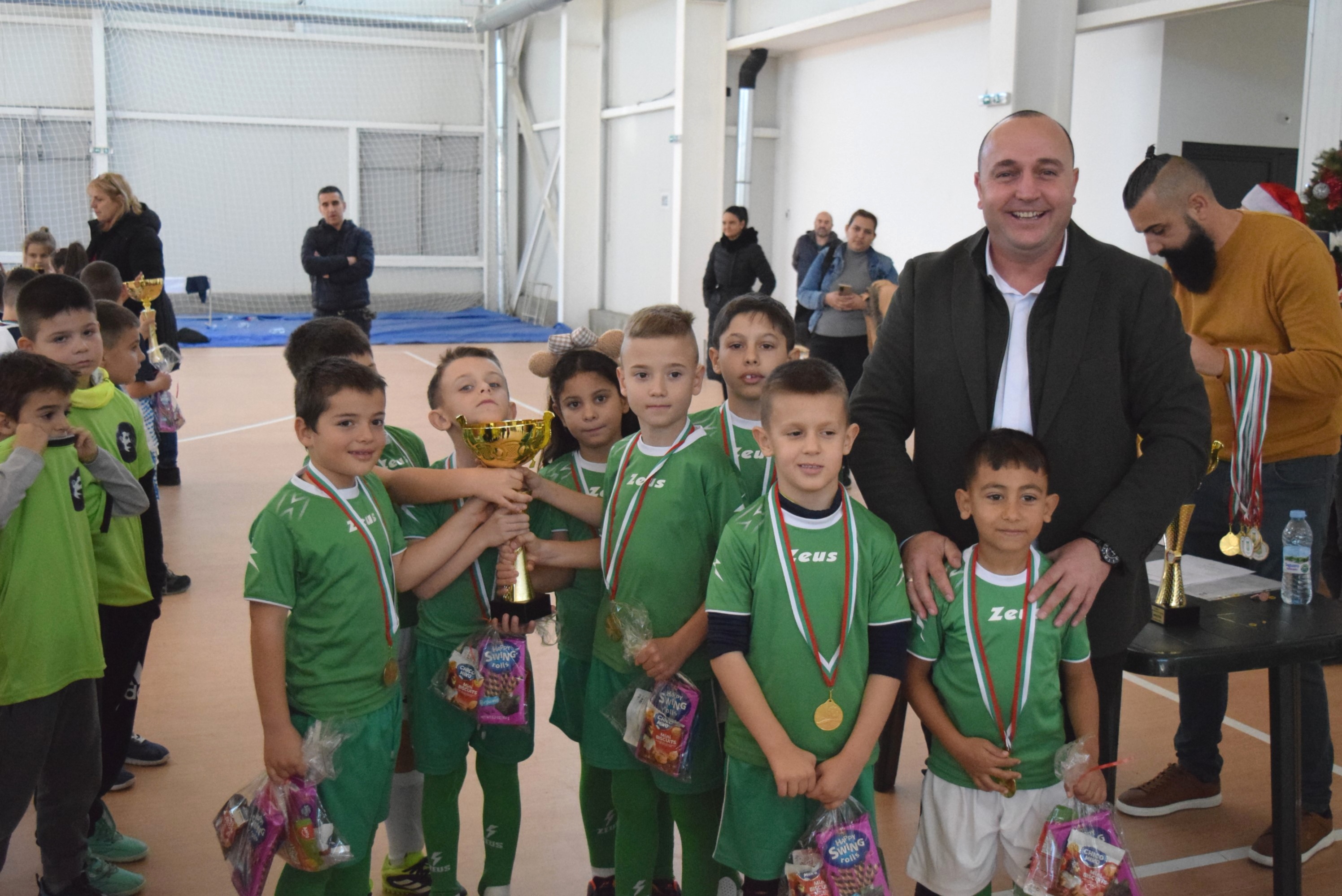 Първолаците от Скутаре триумфираха в общинския турнир в Марица