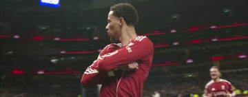 Ливърпул се измъчи срещу девет от Тотнъм