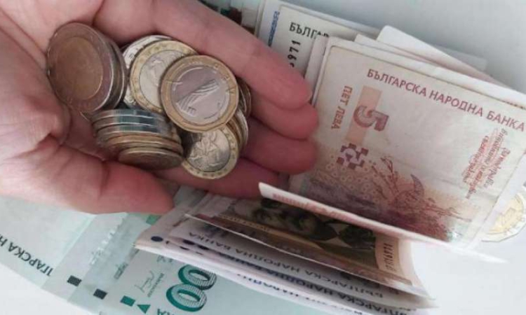 Празничната трапеза с 200-220 лв. по-скъпа от миналата година