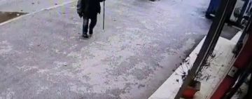 Вижте видео от нападението над българското посолство в Скопие