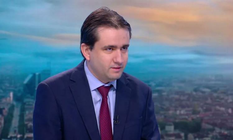 ПП-ДБ насрочиха протест за утре; Божанов предупреди: Борисов и Пеевски готвят нова манипулация на изборите