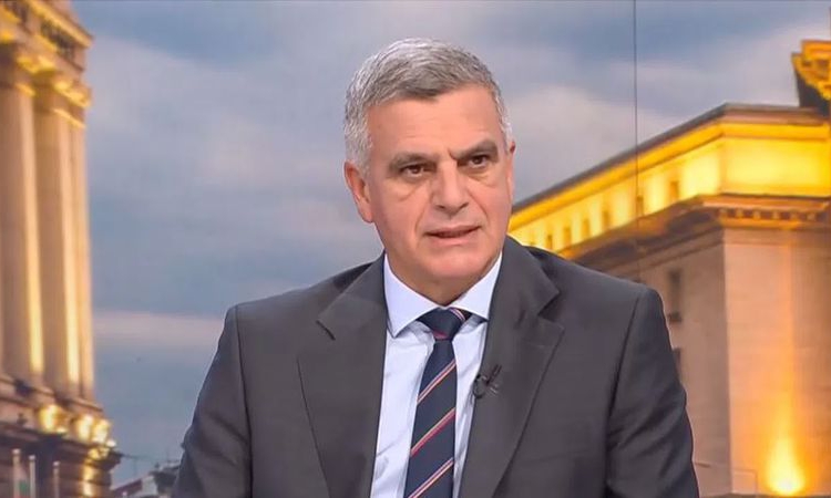 Стефан Янев: Партиите не са готови за избори, нужни са нови политики