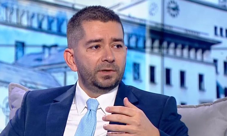 Слави Василев: „Боташ” не е проблем, Радев ще покаже пълния му потенциал