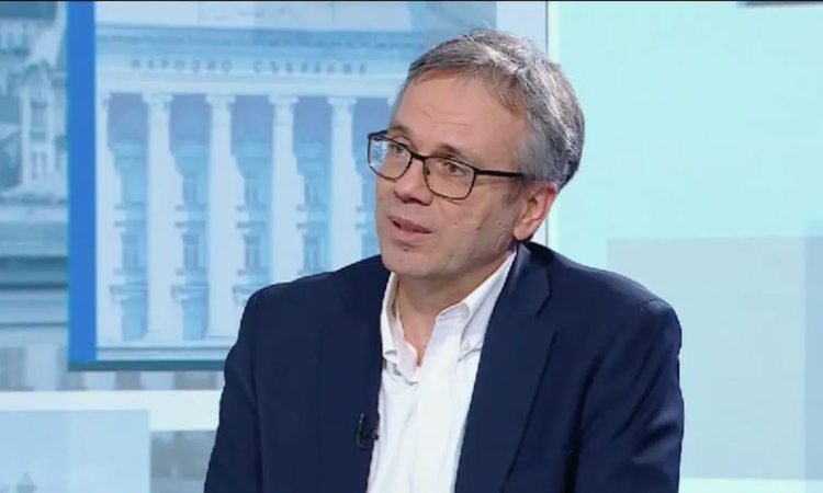 Руслан Стефанов за сделката за "Лукойл": Политиците ни се смълчаха