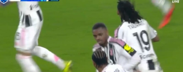 Ювентус и Лацио не се победиха след късна драма 