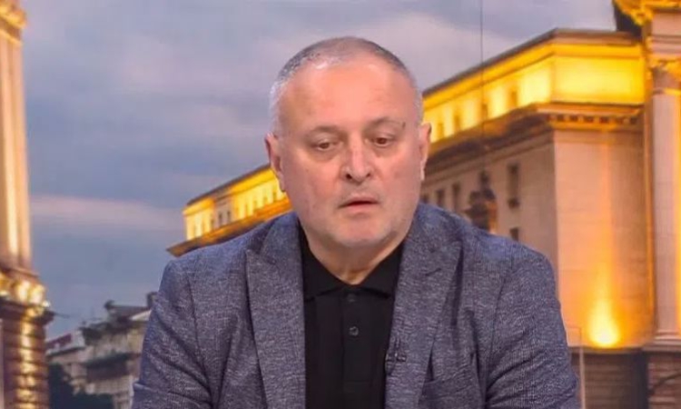 Профайлърът доц. Неделчо Стойчев: Родителите носят вина, защото са поверили децата си на Калушев