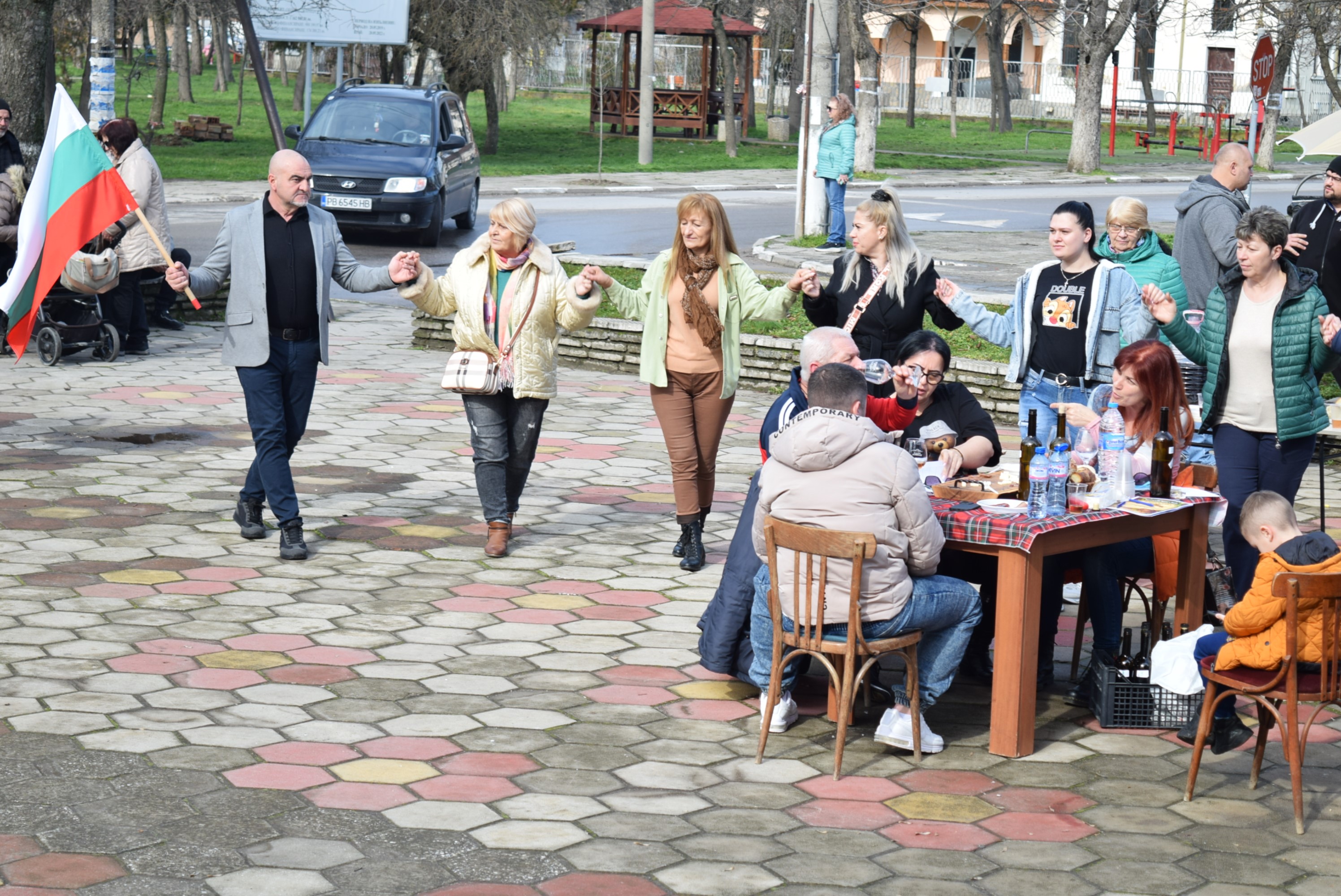 С конкурси за вино и мезета беше отбелязан Трифон Зарезан в Община Марица