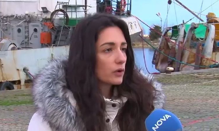 Дъщерята на капитана на кораба, изчезнал край Созопол: Защо се спира търсенето, без да е доказано, че няма шанс екипажът да е жив?