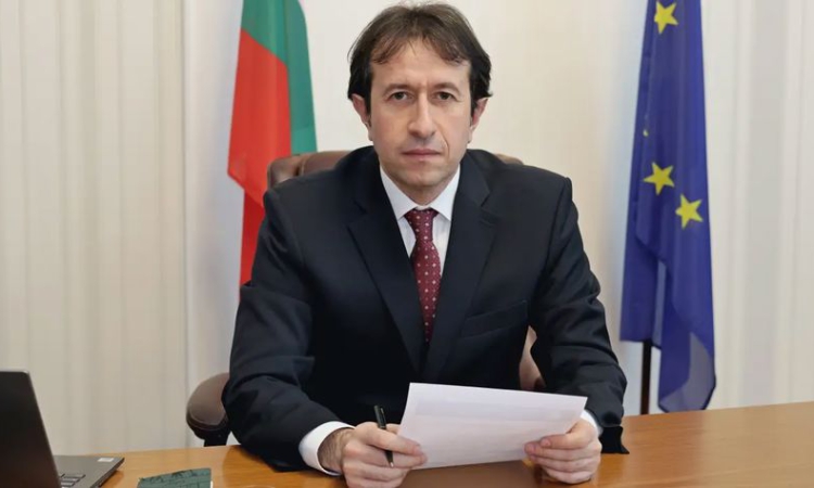 Позиция на министъра на транспорта и съобщенията Корман Исмаилов за корупцията в НКЖИ