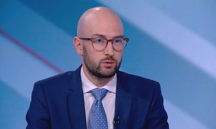 МС ще осигури 5% увеличение на заплатите в пощите, БДЖ, НКЖИ и градския транспорт в общините