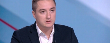 Явор Божанков: Ако Радев е първи, ГЕРБ - втори, а Пеевски - трети, директно към „Терминал 1“!