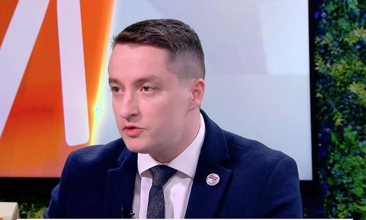 Явор Божанков - ябълката на раздора: Време е да събираме, не е време да делим   