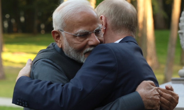 Войната на Тръмп с Иран хвърли Индия в обятията на Русия