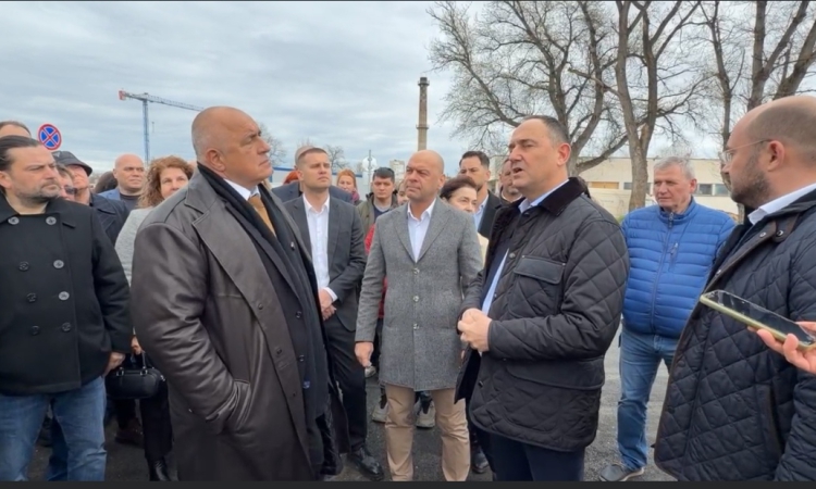 Проф. Карен Джамбазов: До края на април строителството на детската болница ще приключи 