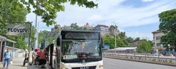 Започва тестово настройване на електронните табла по спирките в Пловдив