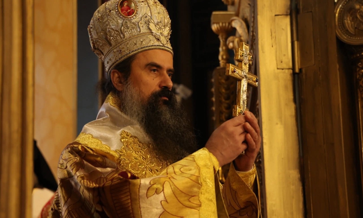 Патриарх Даниил на Разпети петък: Да не съдим Бога, а да търсим спасението си
