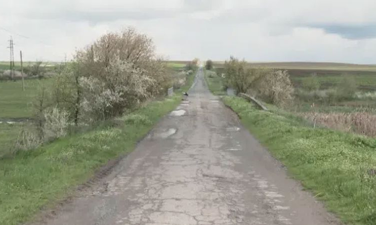 В село без магазин и аптека и само със 7 жители: Как се справят хората след приемането на еврото?