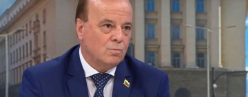 Повишиха служител на КАТ, унищожил 1500 клипа за превишена скорост