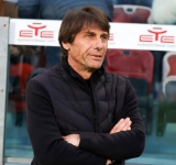 Феновете на Наполи поискаха оставката на Антонио Конте