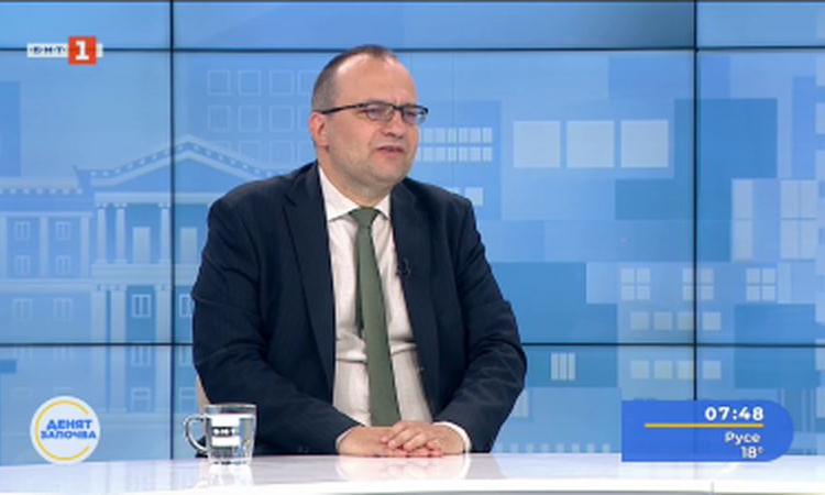 Мартин Димитров: Радев помогна на Пеевски да има зам.-председател на парламента!