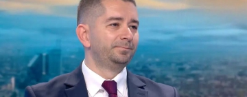 Слави Василев: Радев каза, че е много важно рейтинът на парламента да се вдигне
