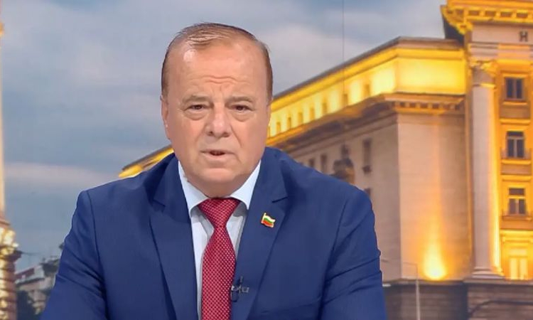 Тенчо Тенев се оплака от мърляви полицаи: Трябва сериозна дисциплина за хубавите заплати, които се дадоха в МВР