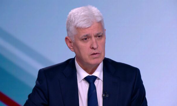 Министър Стоянов: България няма да дава повече оръжие на Украйна