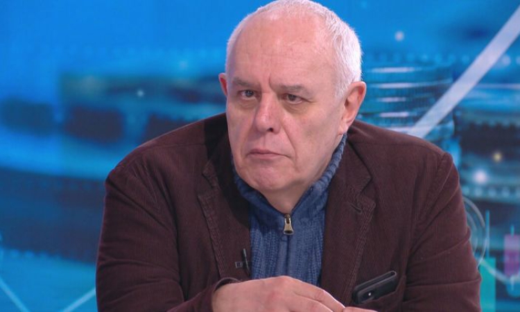 Андрей Райчев: Радев трябва да се кръсти, че най-после излезе от капана на "Боташ"
