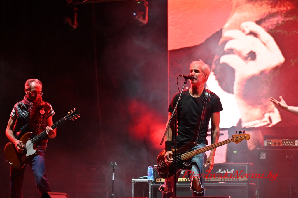 От Bad Religion до Helloween: три дни рок празник край Могилово