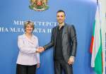 Министър Весела Лечева се срещна с Димитър Бербатов