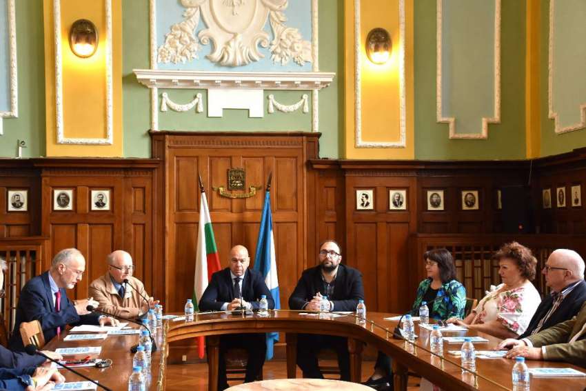 Задълбочаване на връзките между Пловдив и Лайпциг обсъдиха на среща в общината