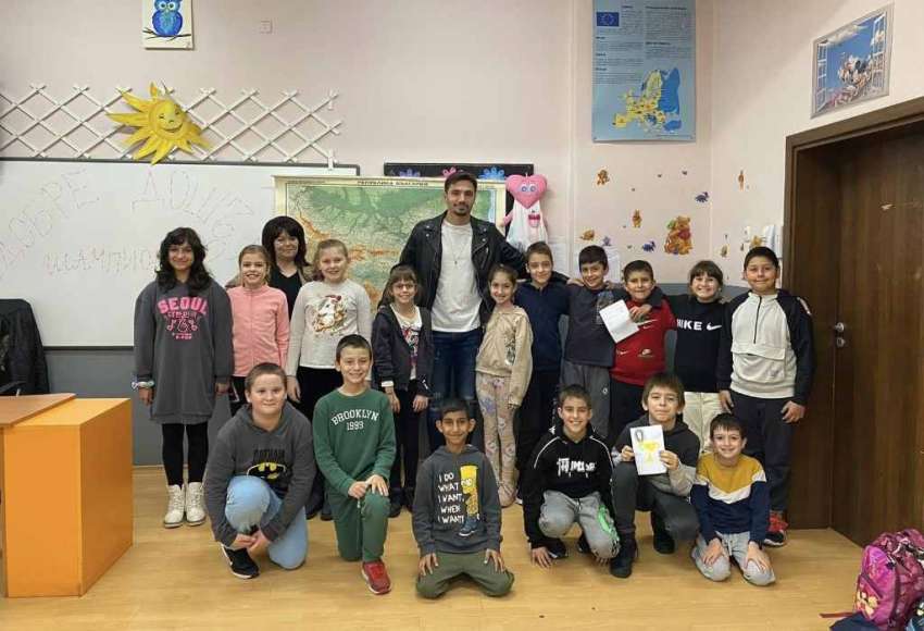 Звезда от "Игри на волята" гостува на училището в Крумово