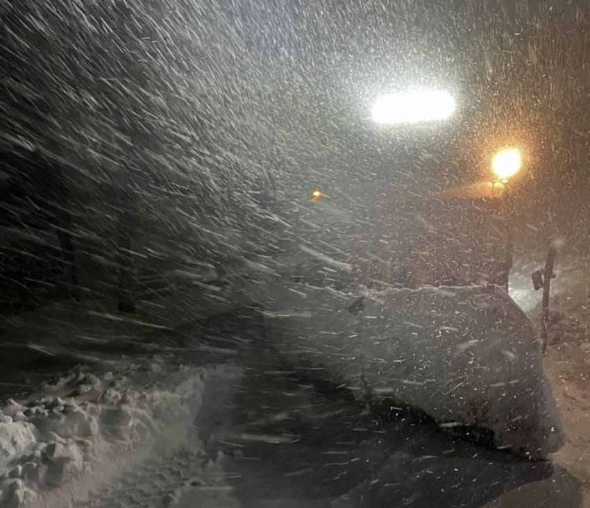 Сняг вали във всички населени места от община „Родопи“, над 50 см е снежната покривка